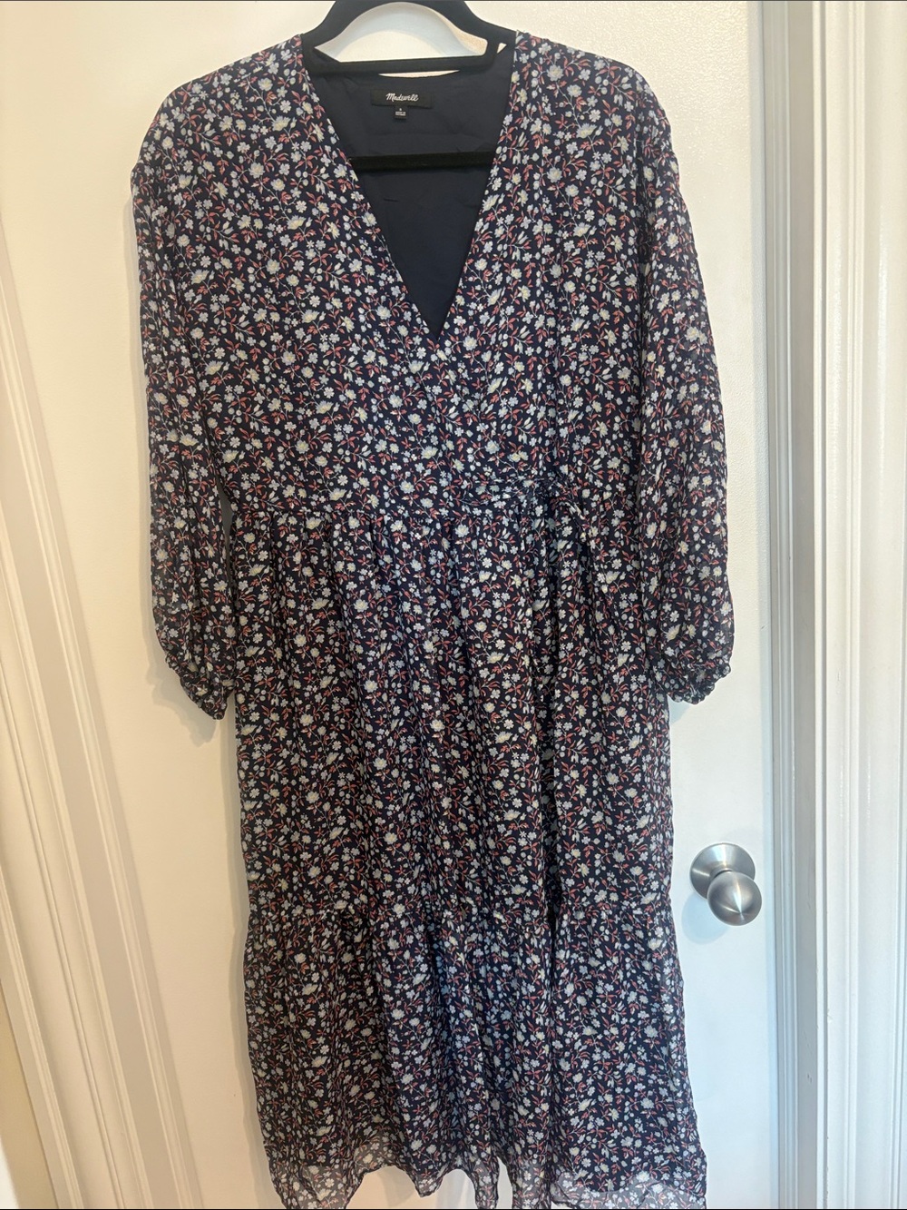 Madewell Navy Floral Long Sleeve V-Neck Midi Dress